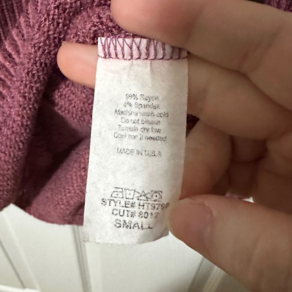 Hopely Ribbed Pullover - Picture 3 of 5